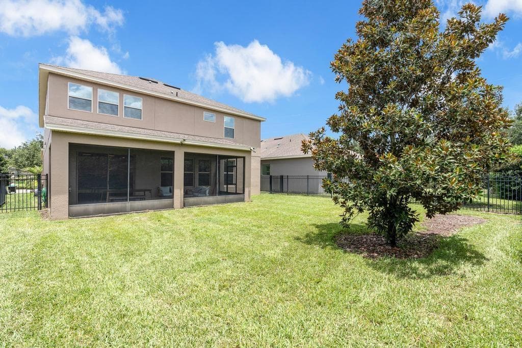 Single Family Residence at 15512 FOUNTAIN COVE CT, WINTER GARDEN, photo 41 of 55