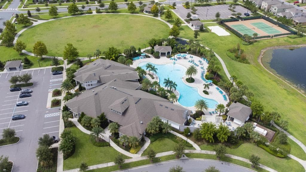 Single Family Residence at 15512 FOUNTAIN COVE CT, WINTER GARDEN, photo 44 of 55