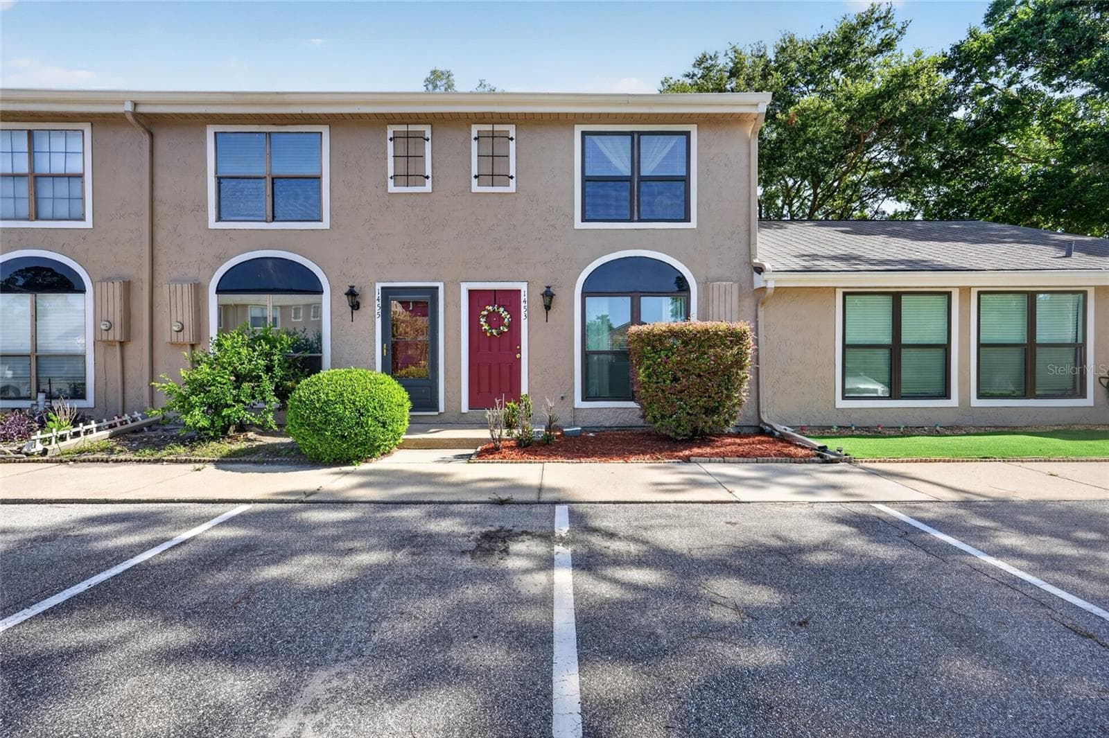 1453 CASA PARK CIR