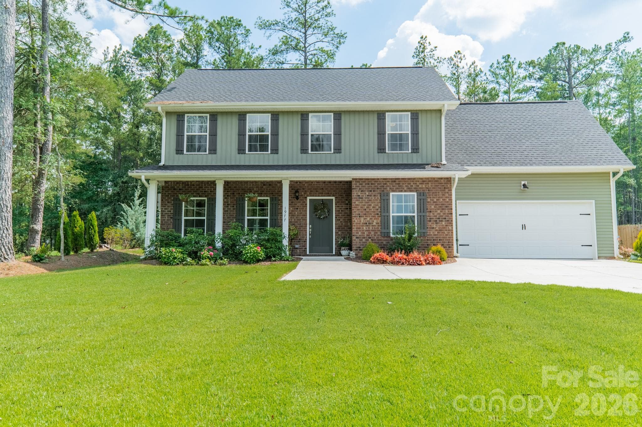 Custom Curb Appeal - 1977 Charles Avenue, Lancaster