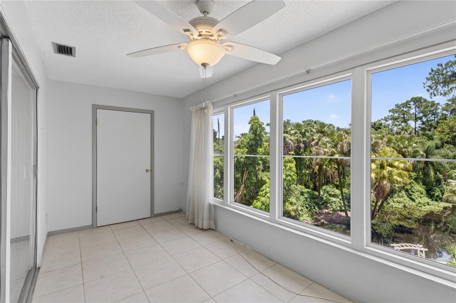 Condominium at 200 EL CAMINO DR #306, WINTER HAVEN, photo 20 of 31