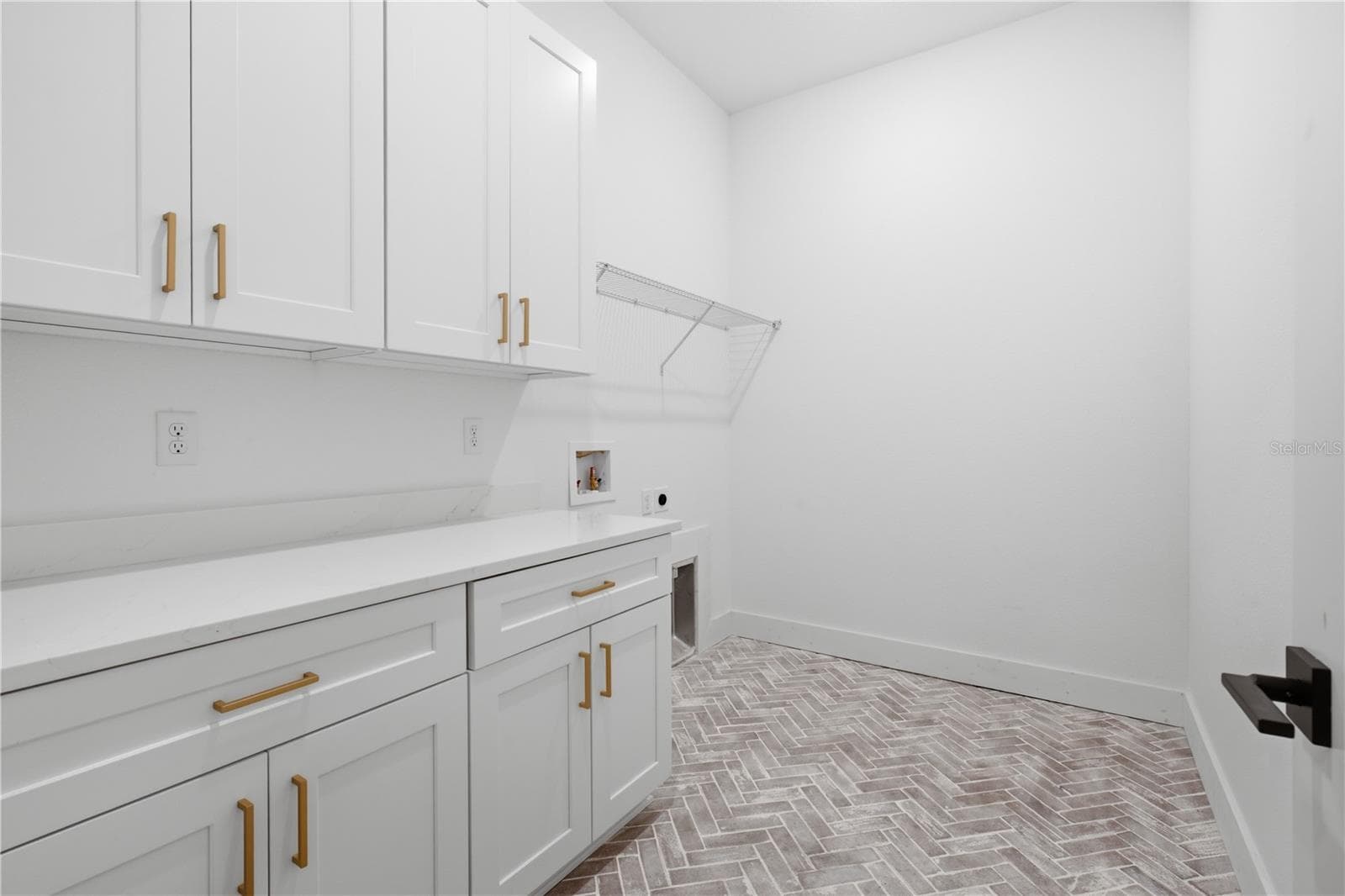 Laundry - 8730 NW 17TH CIR, OCALA