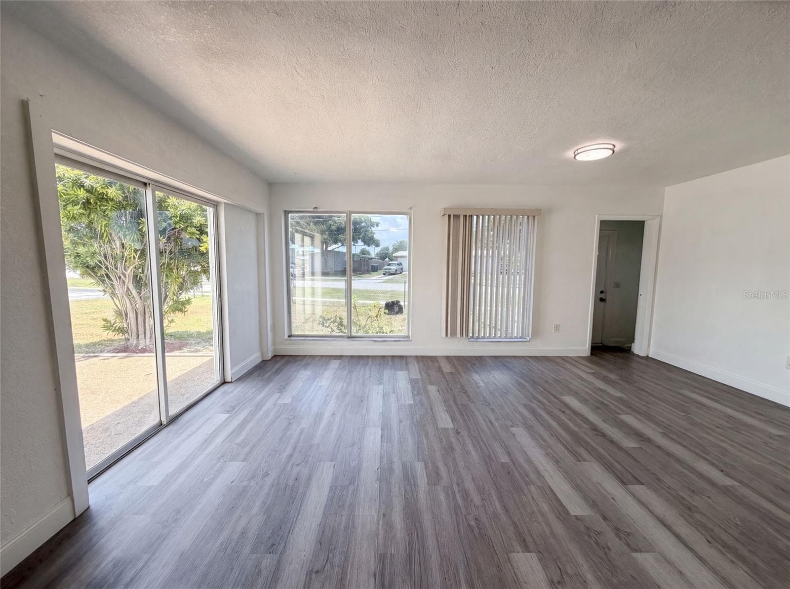 Single Family Residence at 21530 GLENDALE AVE, PORT CHARLOTTE, photo 7 of 25