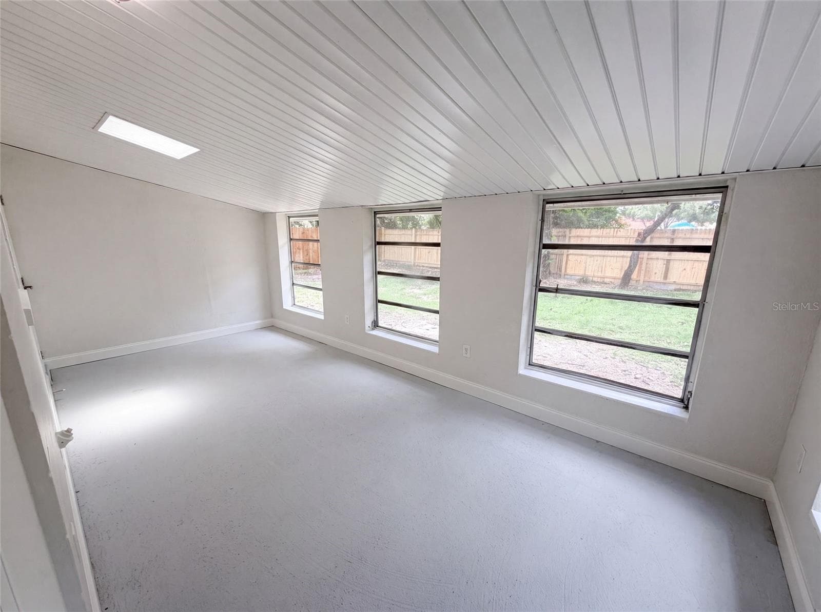 Single Family Residence at 585 HEWETT DR, ORLANDO, photo 15 of 22