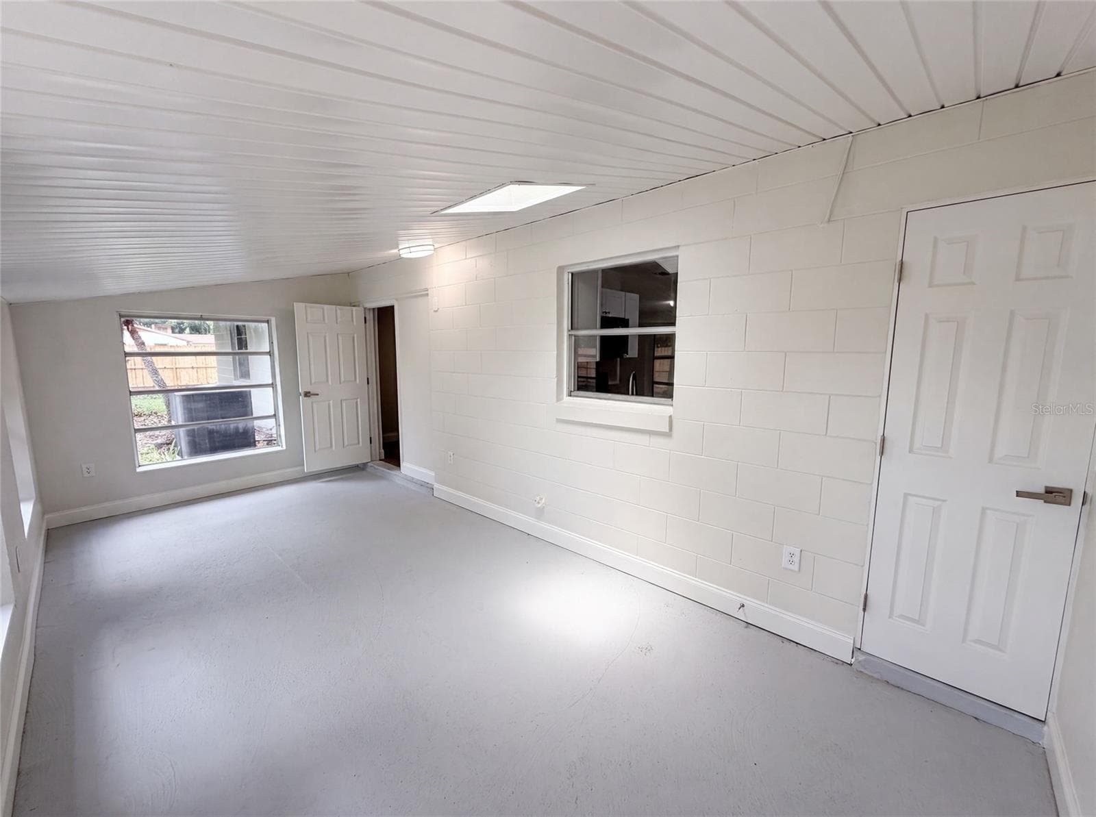 Single Family Residence at 585 HEWETT DR, ORLANDO, photo 16 of 22