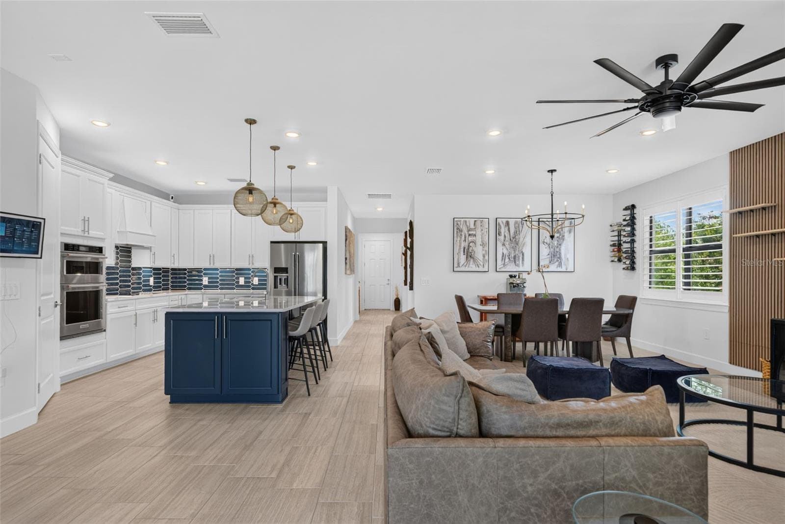Single Family Residence at 704 PINTAIL CV, BRADENTON, photo 15 of 86