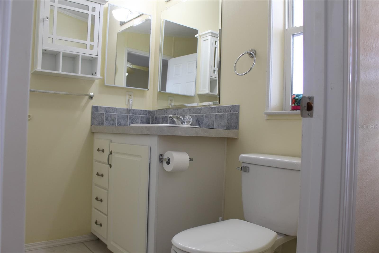 Master Bathroom - 12 SADDLEBAG TRL, LAKE WALES