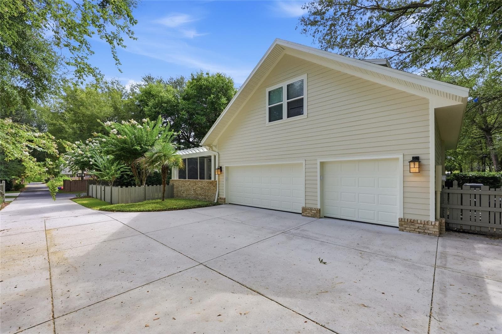 Back alley entrance - 774 SW 134TH WAY, NEWBERRY
