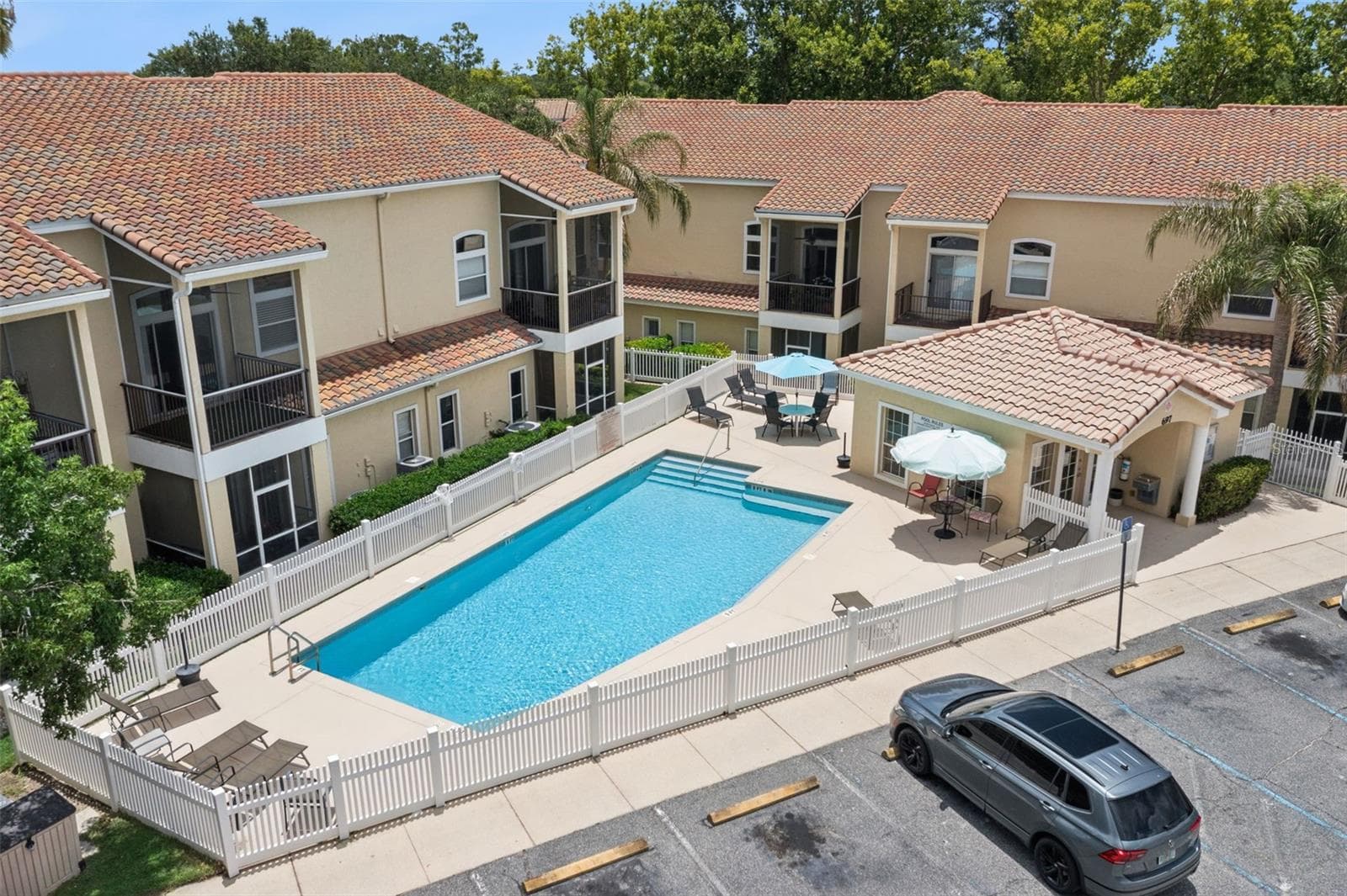 Aerial Pool View - 674 SANDY NECK LN #104, ALTAMONTE SPRINGS