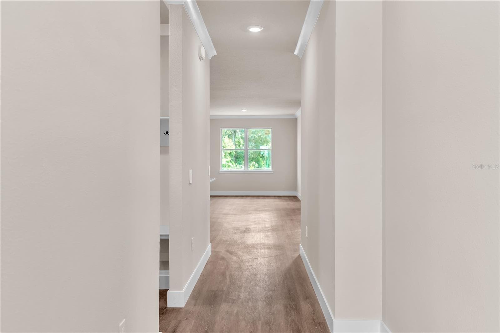 Foyer - 2203 W LOWRY AVE, PLANT CITY