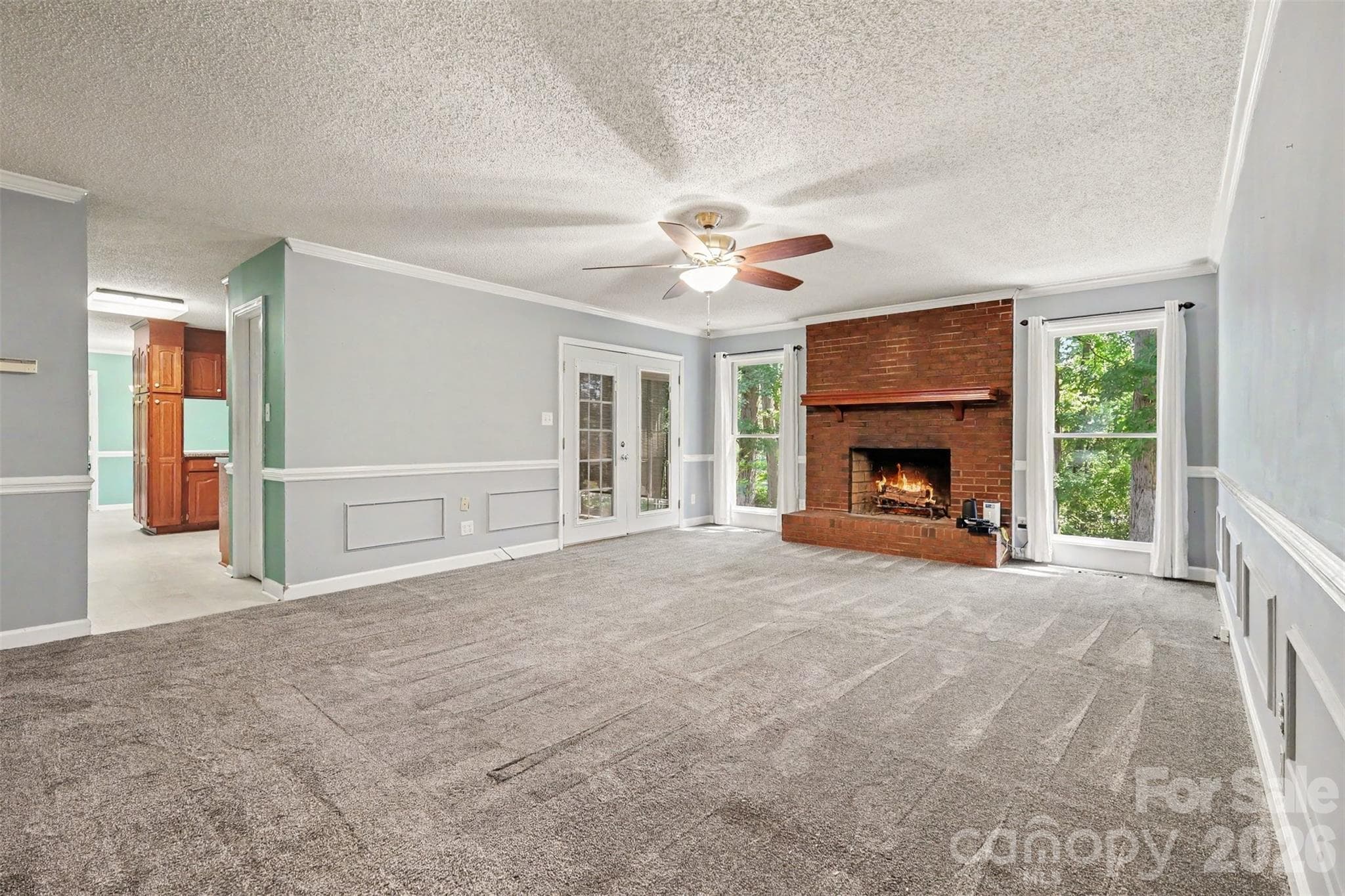 Single Family Residence at 121 Country Creek Drive, Kings Mountain, photo 10 of 33