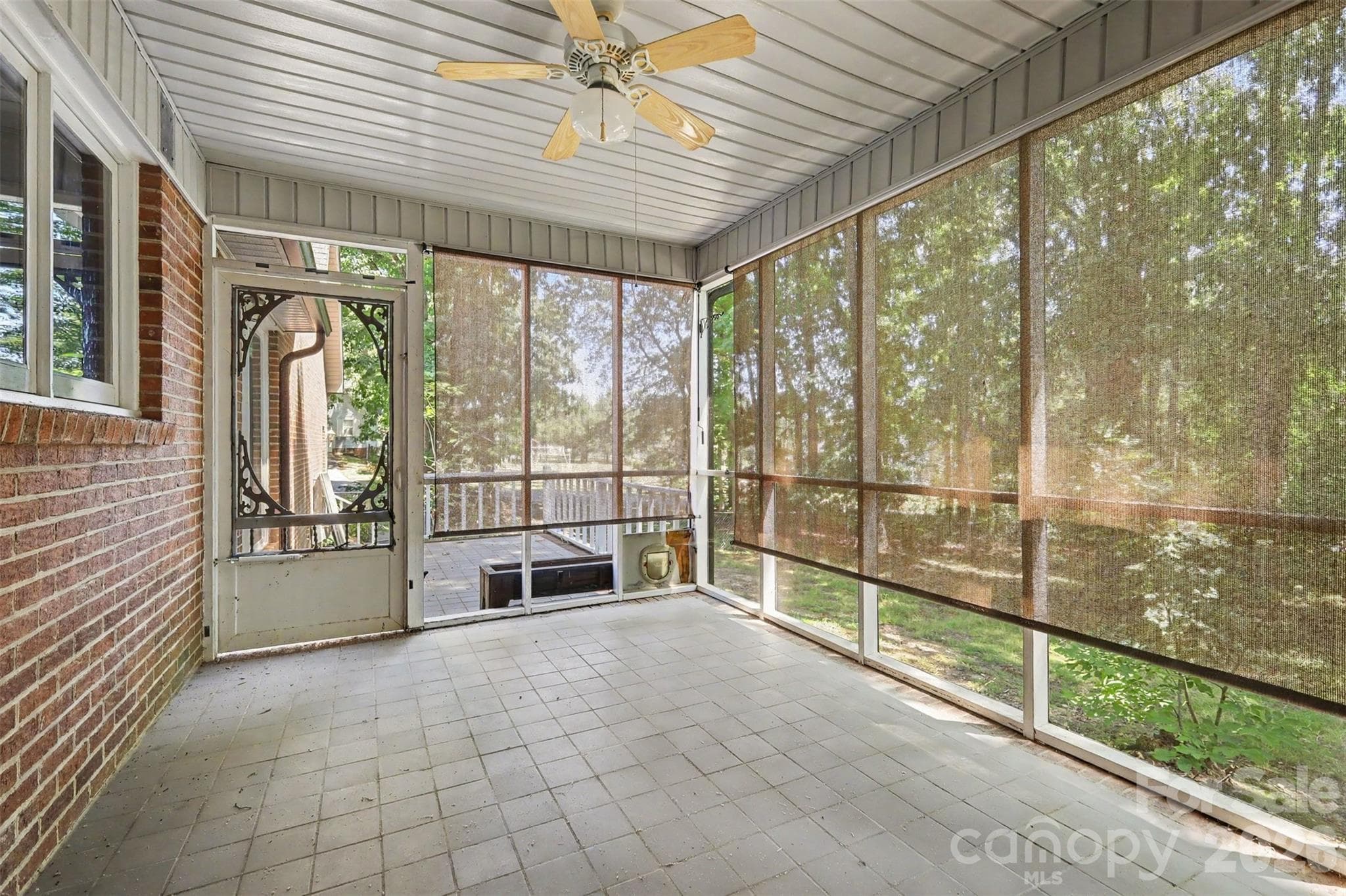 Single Family Residence at 121 Country Creek Drive, Kings Mountain, photo 29 of 33