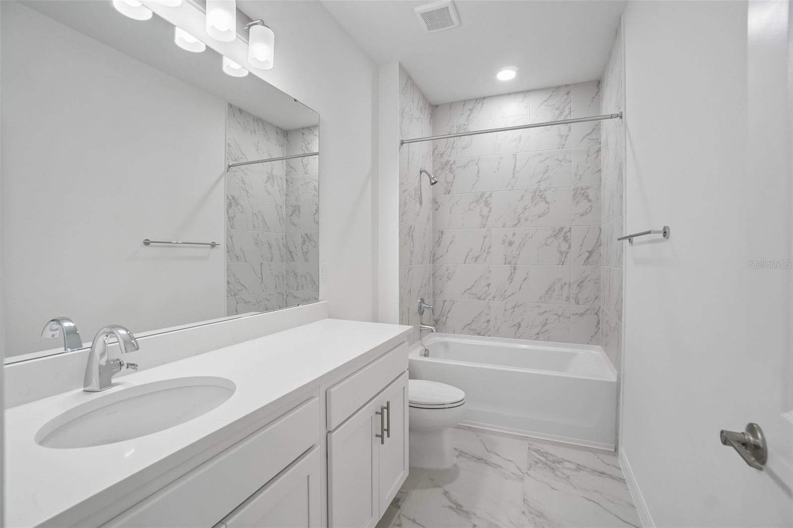 Townhouse at 613 SILVER STREAM CT, BRANDON, photo 24 of 30