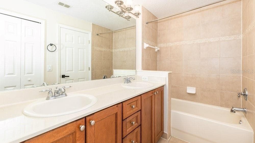 Condominium at 10020 REGENT PARK DR #2405, ORLANDO, photo 14 of 22