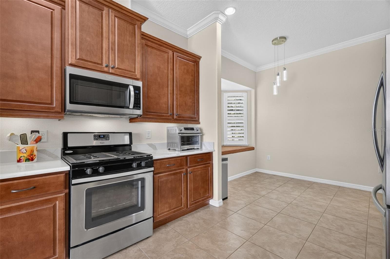 Single Family Residence at 8716 BRIDGEPORT BAY CIR, MOUNT DORA, photo 14 of 44