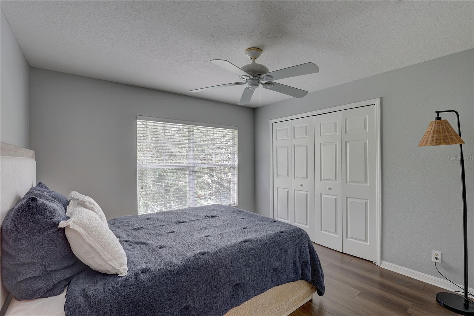 Townhouse at 9516 CHARLESBERG DR, TAMPA, photo 6 of 42