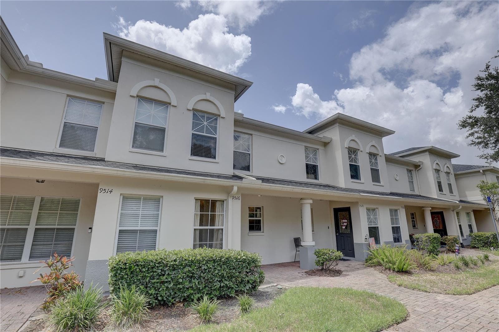 Townhouse at 9516 CHARLESBERG DR, TAMPA, photo 38 of 42