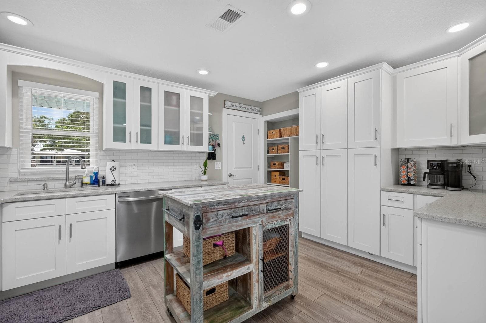 Single Family Residence at 4503 SAXON DR, NEW SMYRNA BEACH, photo 6 of 41