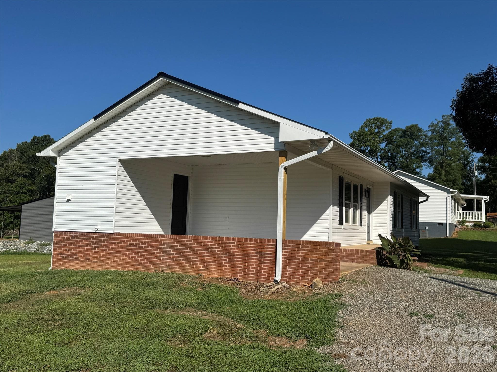 Single Family Residence at 272 Shepps Boat Dock Road, Lexington, photo 4 of 27