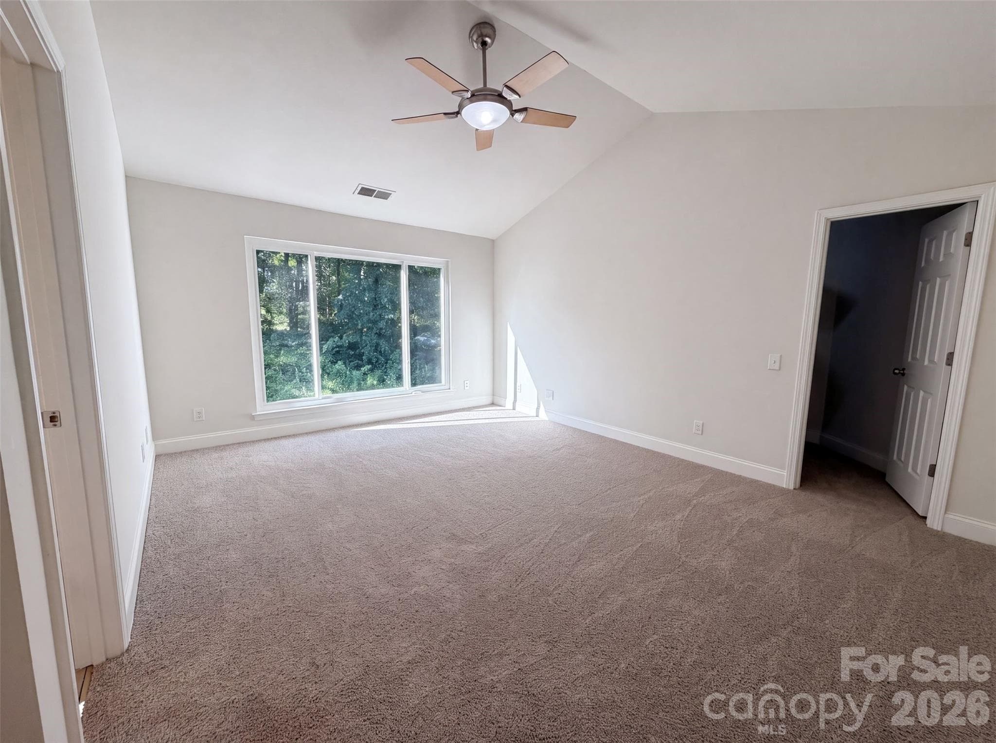Single Family Residence at 110 Lyman Oak Court, Fort Mill, photo 4 of 15
