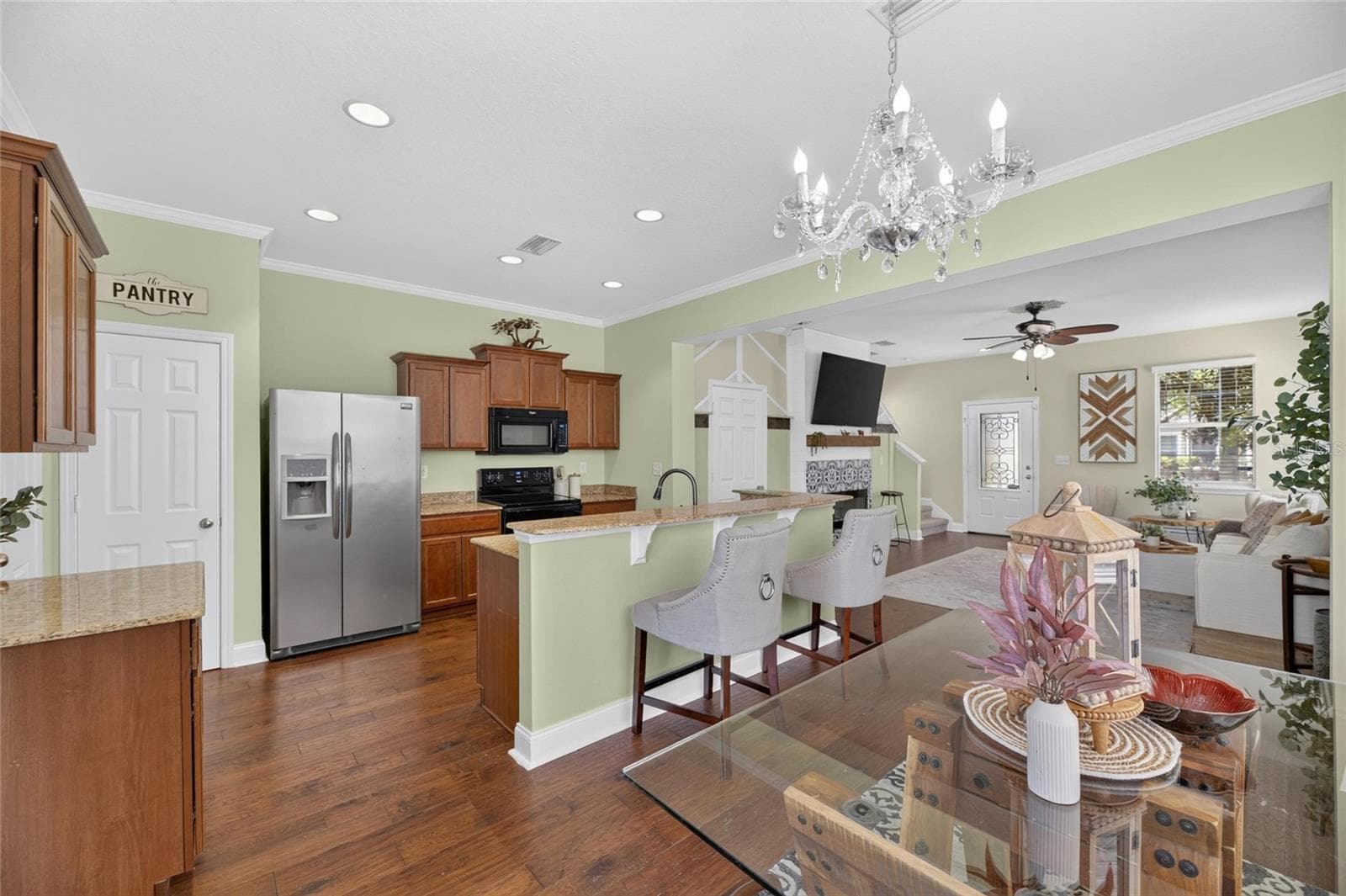 Single Family Residence at 8635 TURNSTONE SHORE LN, RIVERVIEW, photo 9 of 24