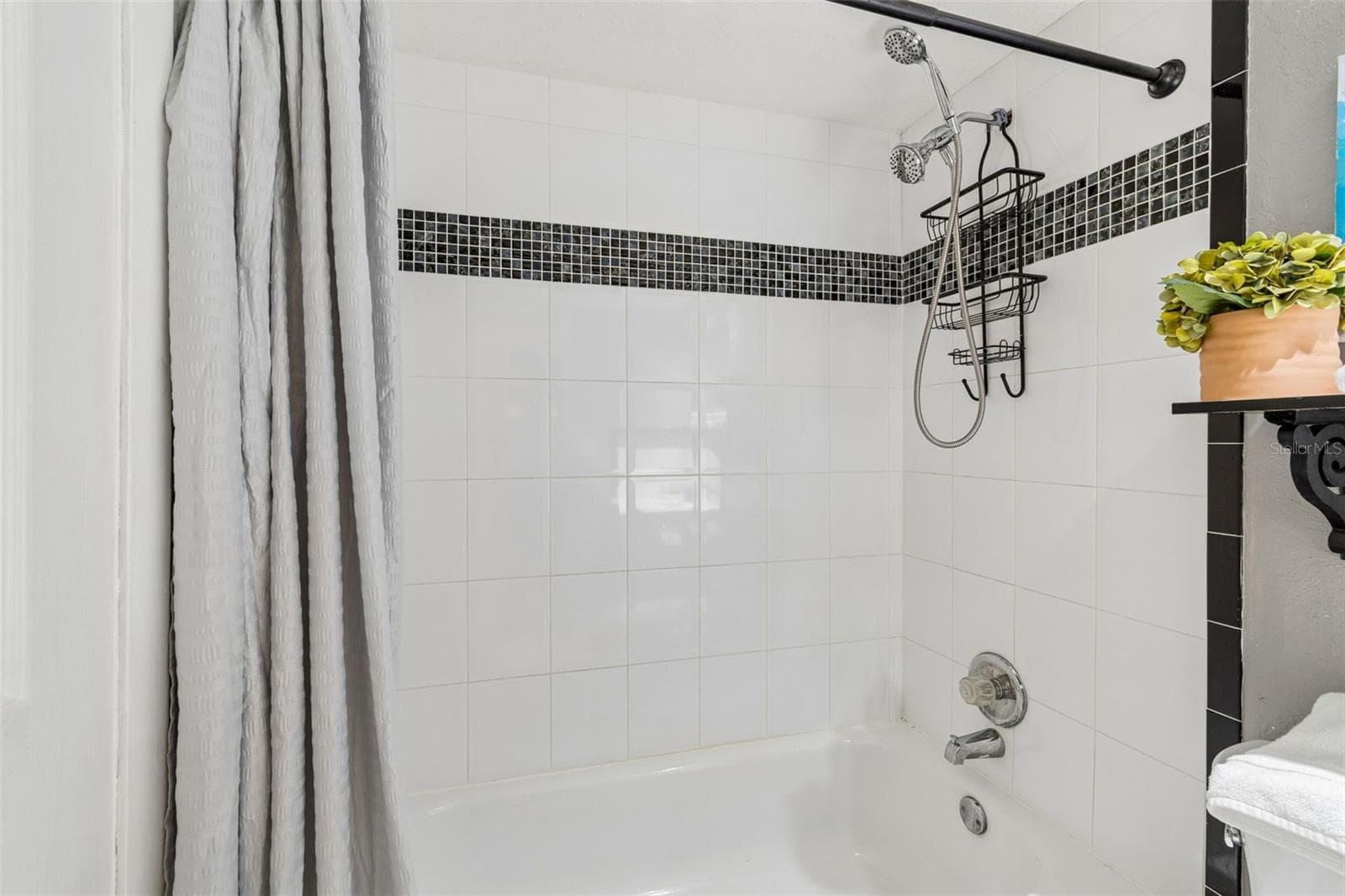 Condominium at 3841 S LAKE DR #197, TAMPA, photo 15 of 52
