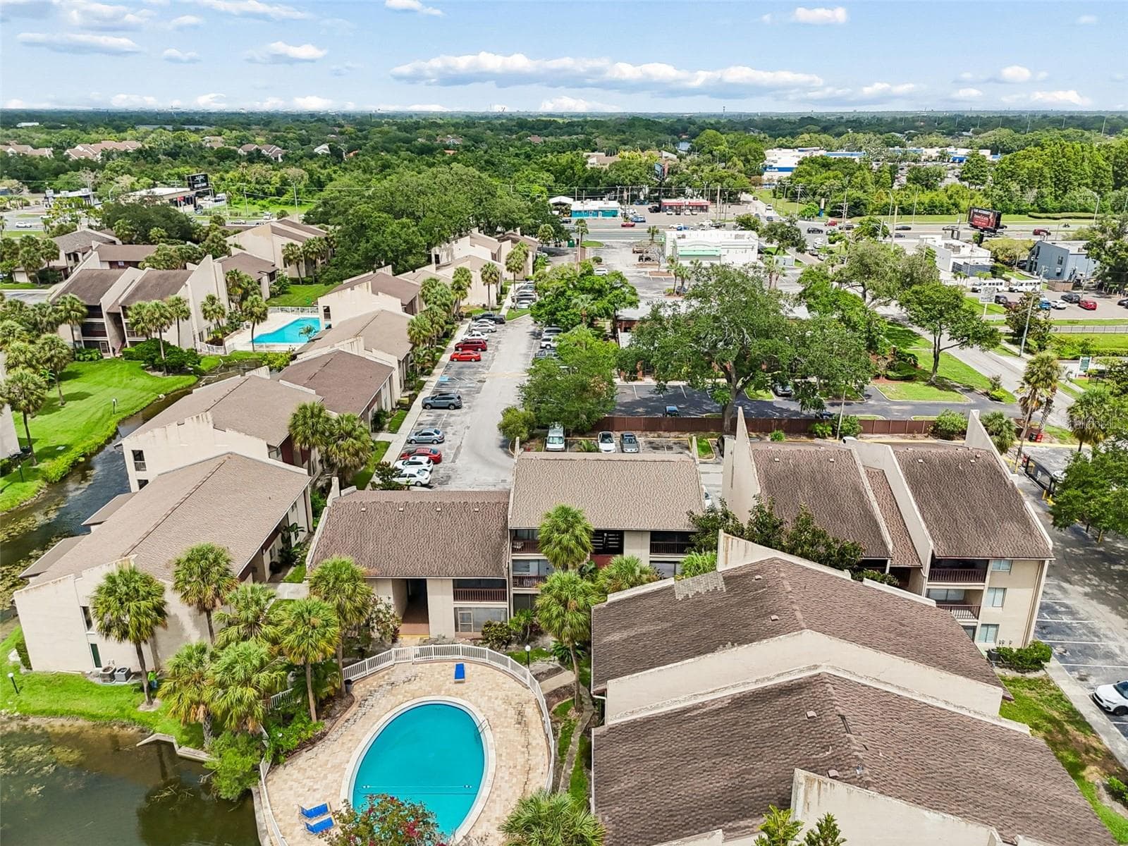 Condominium at 3841 S LAKE DR #197, TAMPA, photo 29 of 52