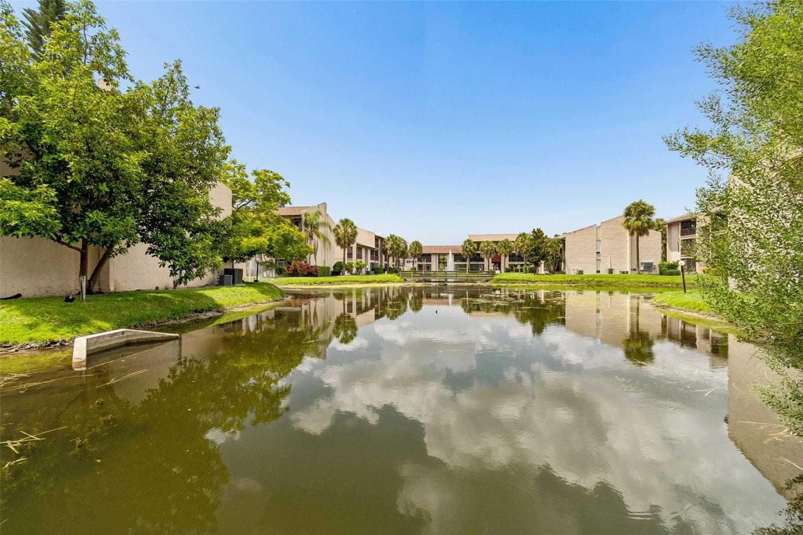 Condominium at 3841 S LAKE DR #197, TAMPA, photo 52 of 52