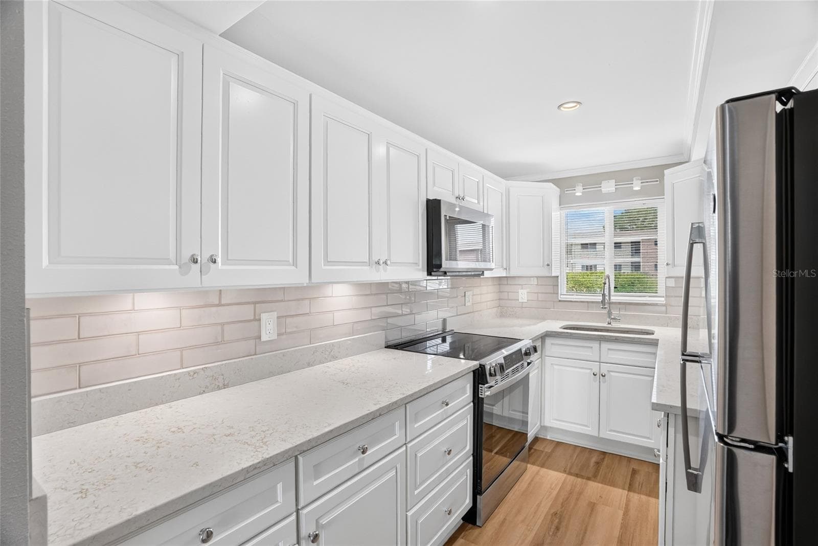 Condominium at 4570 OVERLOOK DR NE #175, ST PETERSBURG, photo 12 of 44