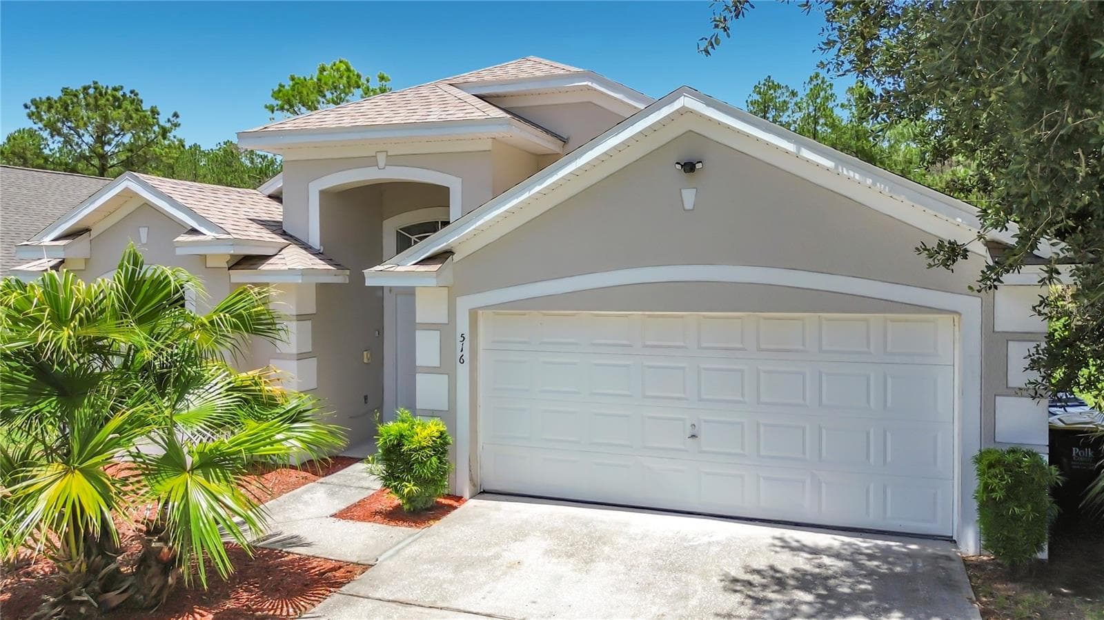 516 PINE CONE DR