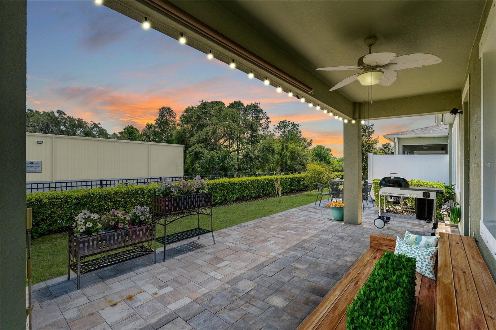 Townhouse at 597 OZONA VILLAGE DR, PALM HARBOR, photo 7 of 51