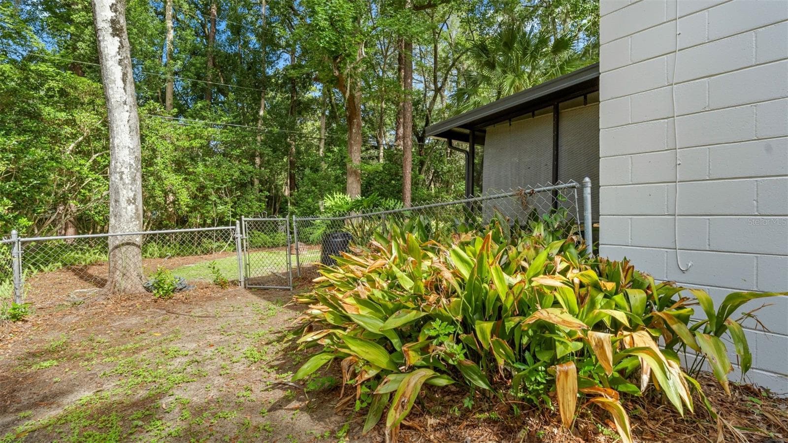 Single Family Residence at 1114 NW 36TH DR, GAINESVILLE, photo 52 of 62