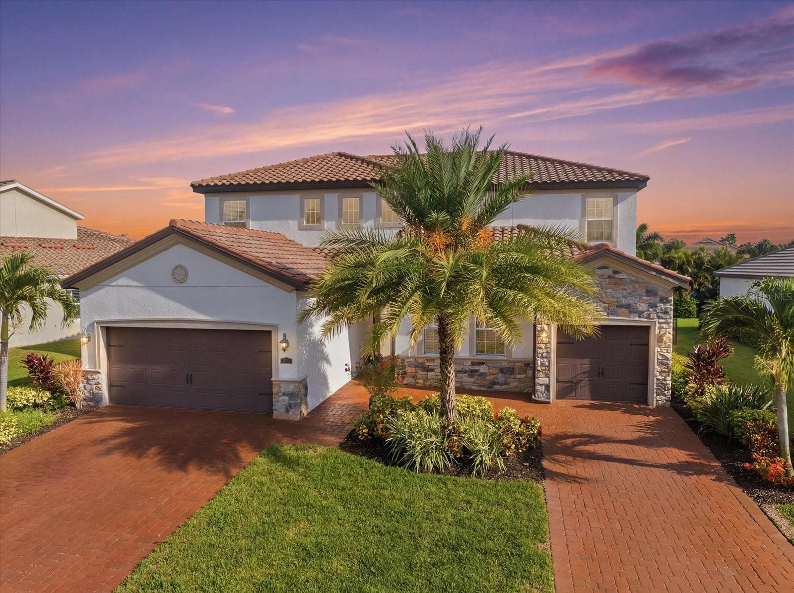 TILED ROOF AND PAVER DRIVEWAY - 12120 GANNETT PL, LAKEWOOD RANCH
