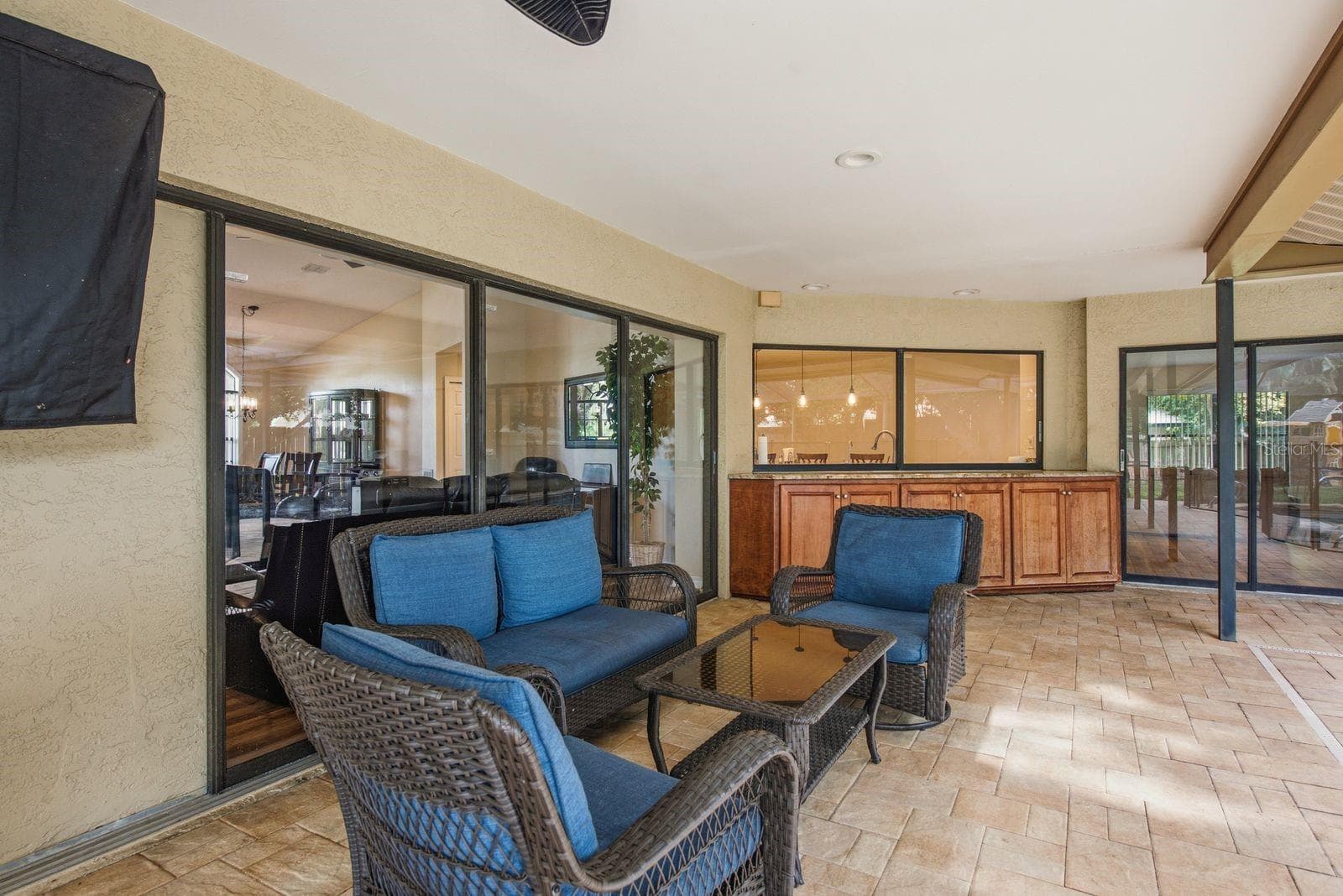 Lanai - 2729 REDFORD CT E, CLEARWATER