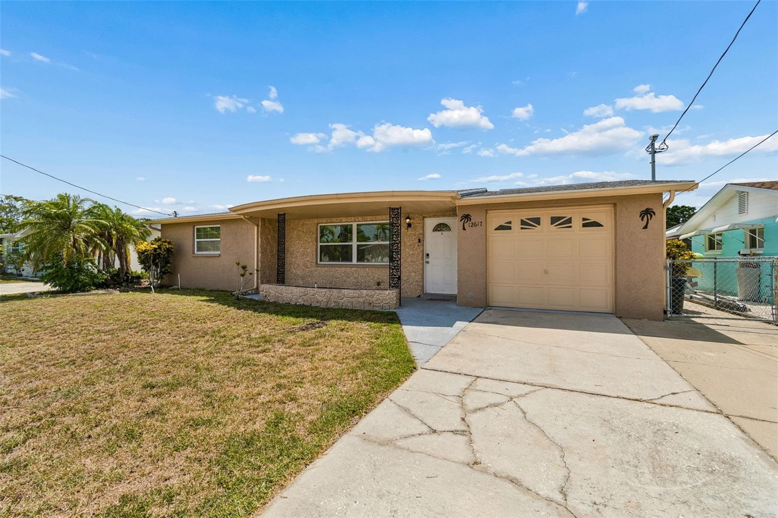 Single Family Residence at 12617 4TH ISLE, HUDSON, photo 6 of 54