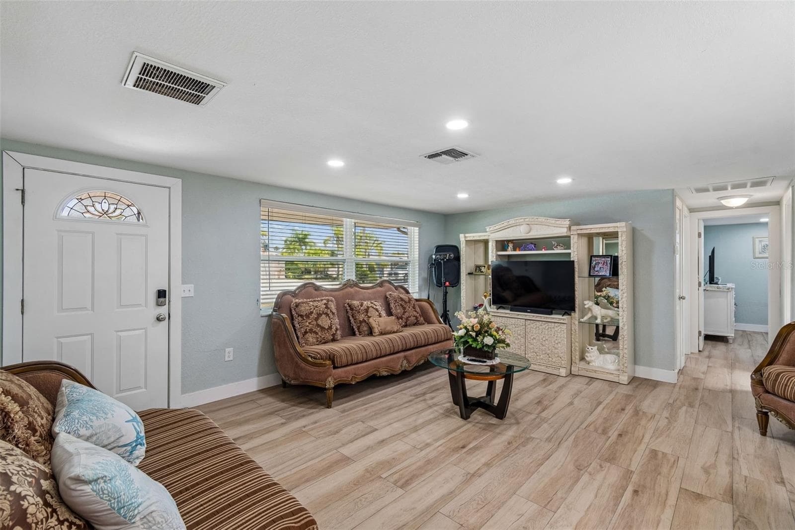 Single Family Residence at 12617 4TH ISLE, HUDSON, photo 11 of 54