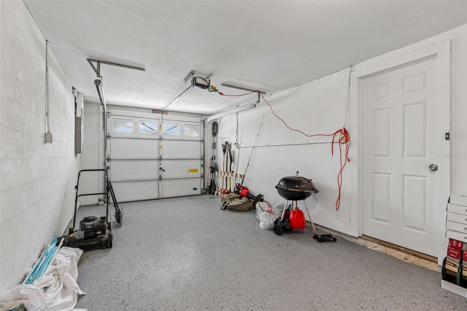 Garage - 12617 4TH ISLE, HUDSON