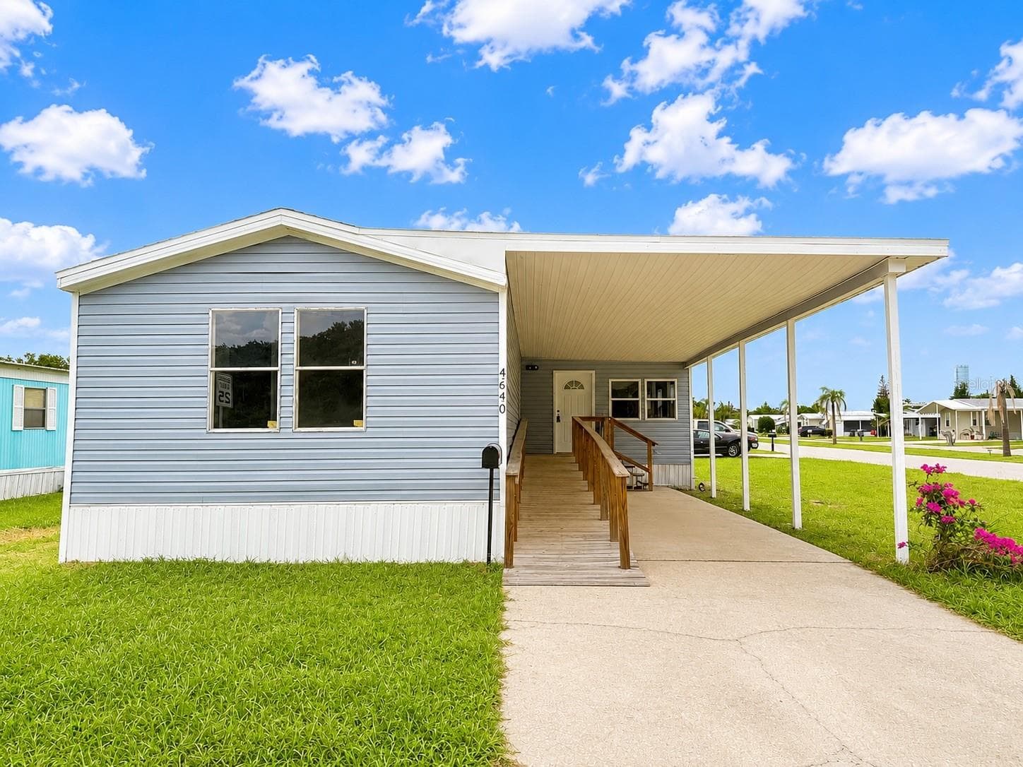 Manufactured Home at 4640 CALOOSA BLVD, LAKE WALES, photo 2 of 25