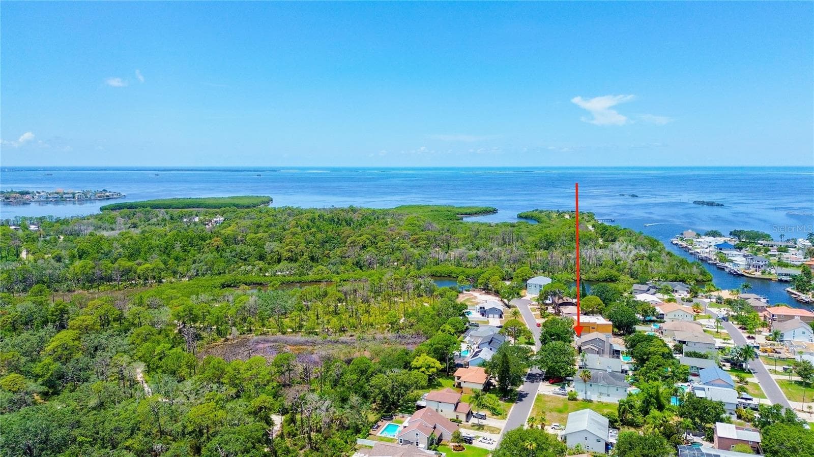 14 BAYWOOD DR
