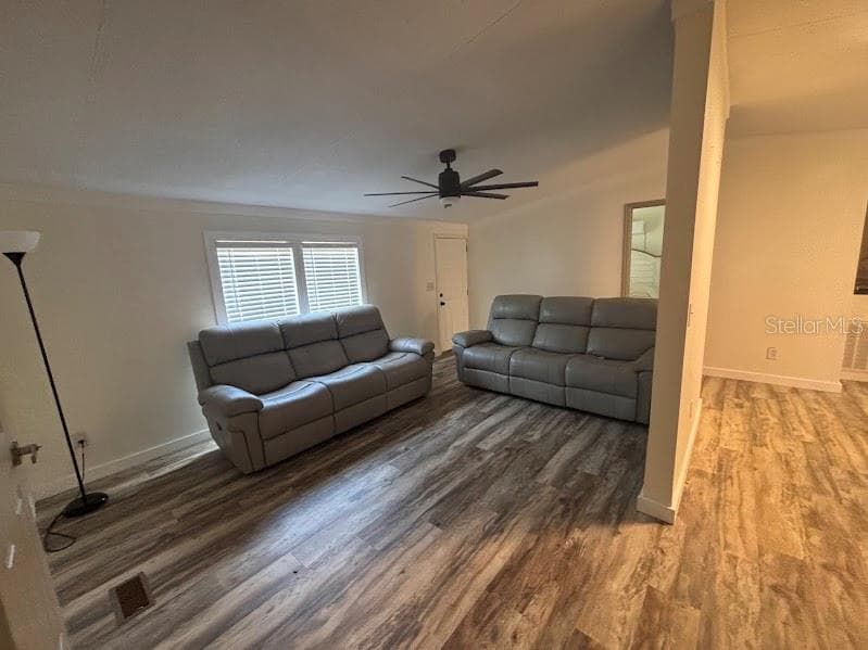 Manufactured Home at 15299 NE 238TH ST, FORT MC COY, photo 20 of 31