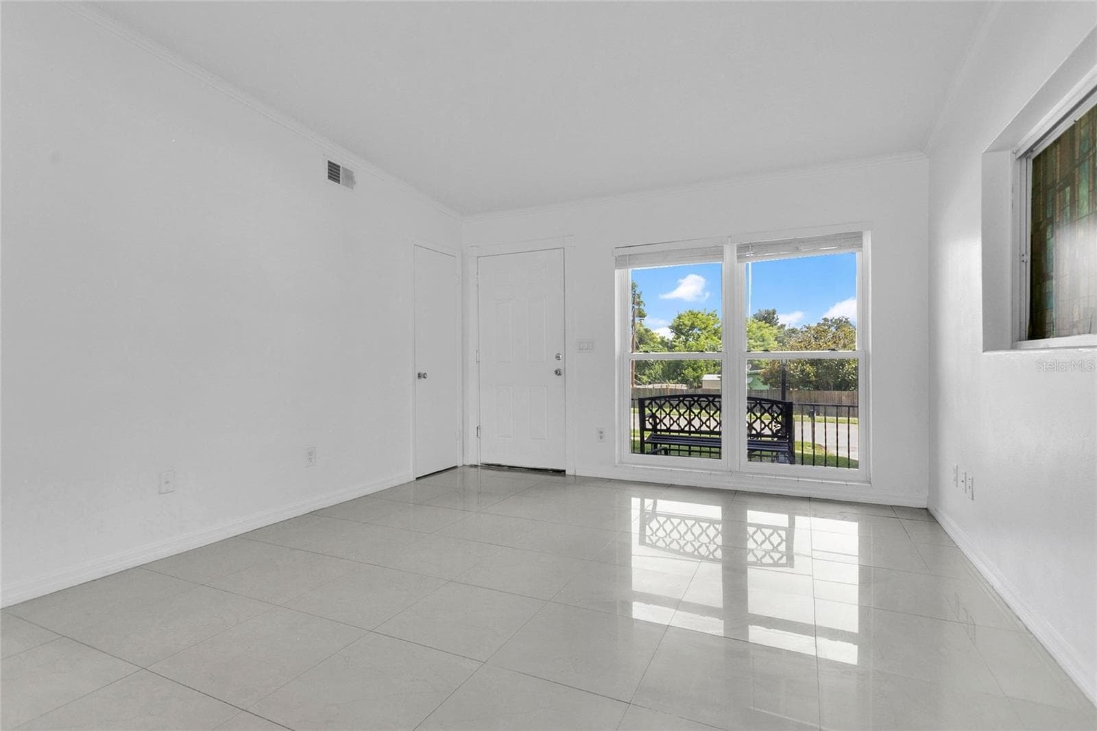 Single Family Residence at 5910 INDIAN HILL RD, ORLANDO, photo 6 of 36