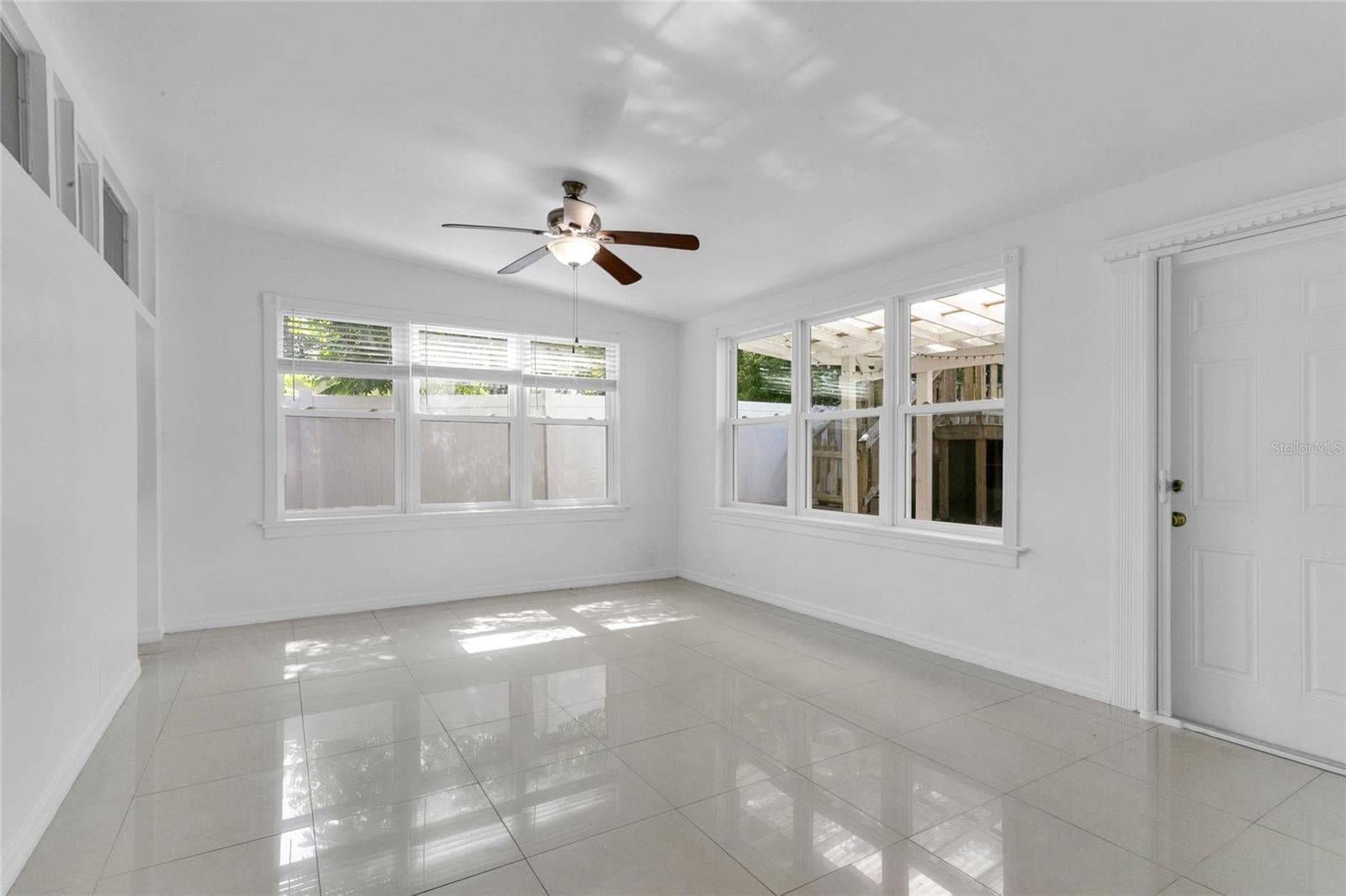 Single Family Residence at 5910 INDIAN HILL RD, ORLANDO, photo 12 of 36