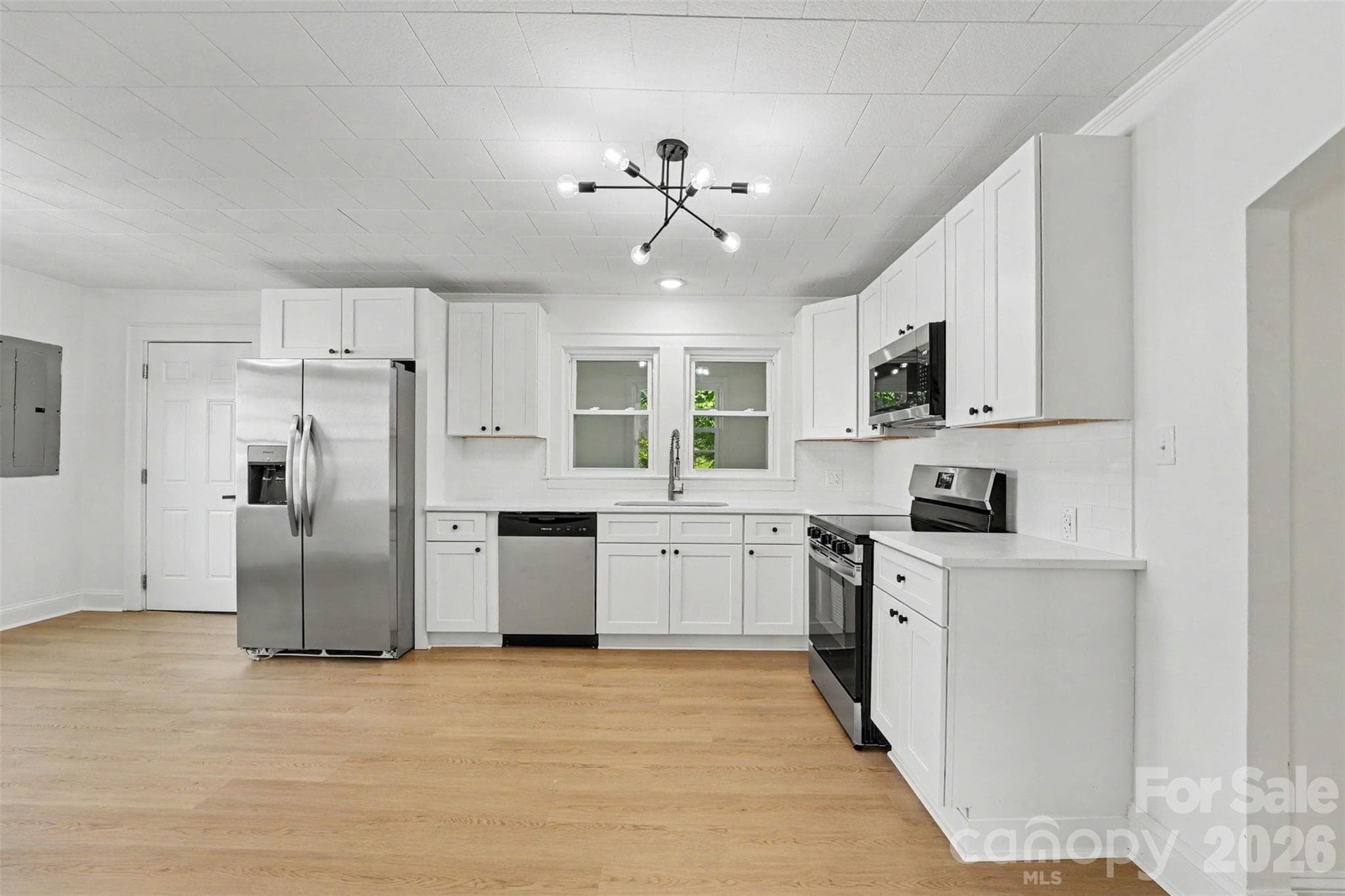 Single Family Residence at 115 Autumn Leaf Road, Troutman, photo 3 of 18
