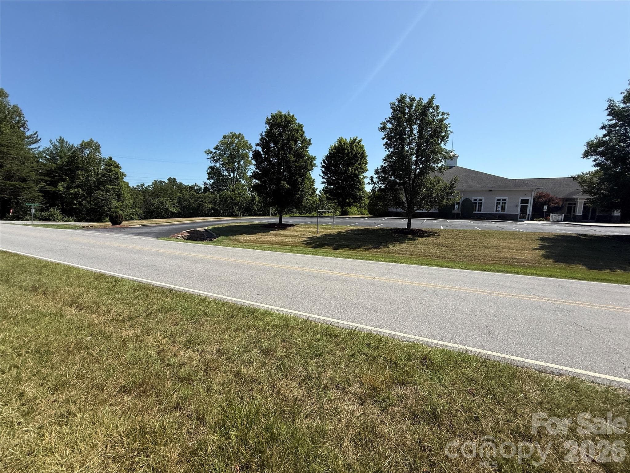 Single Family Residence at 649 Curtis Bridge Road, North Wilkesboro, photo 8 of 31