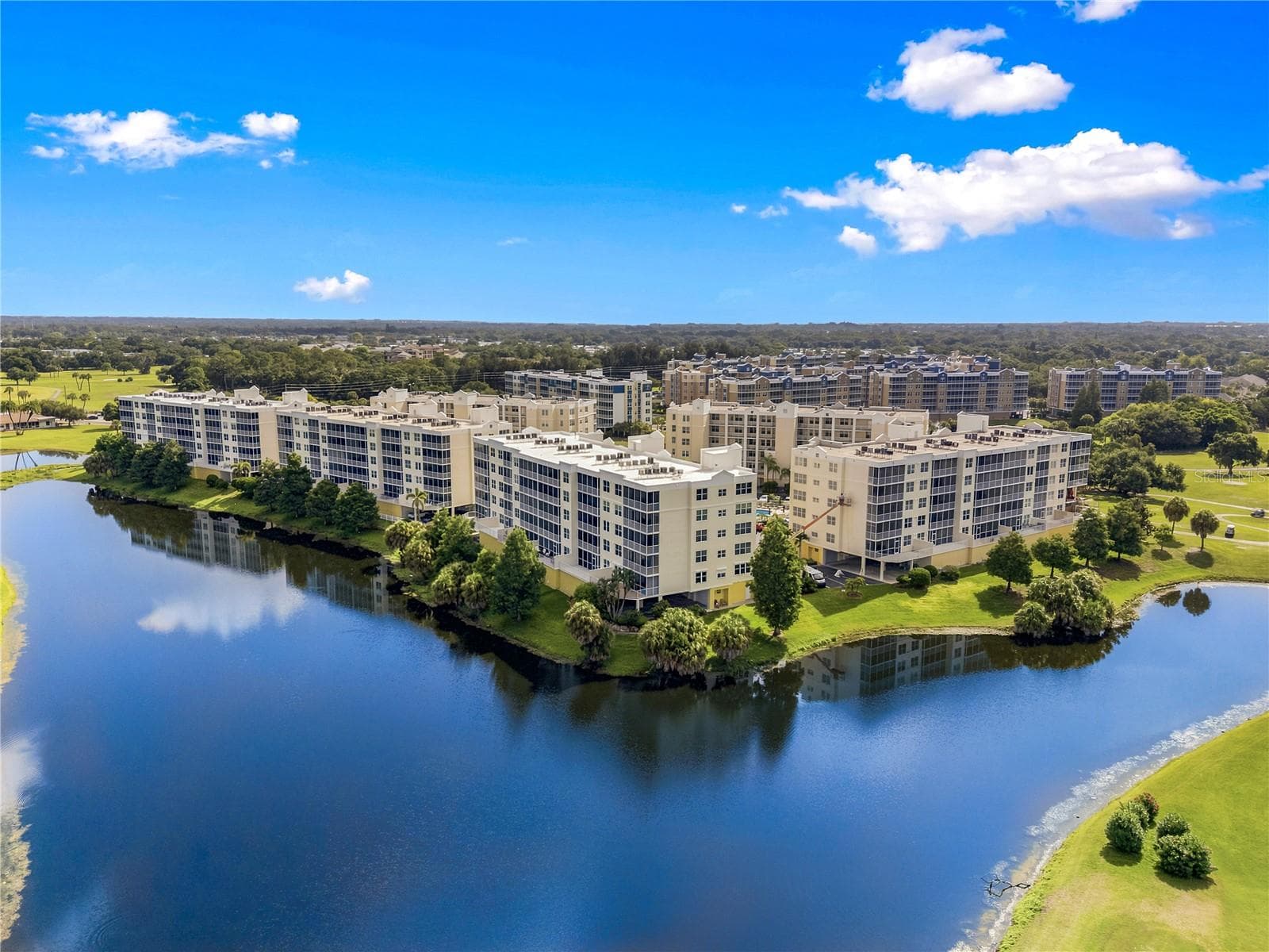 1200 COUNTRY CLUB DR #2205