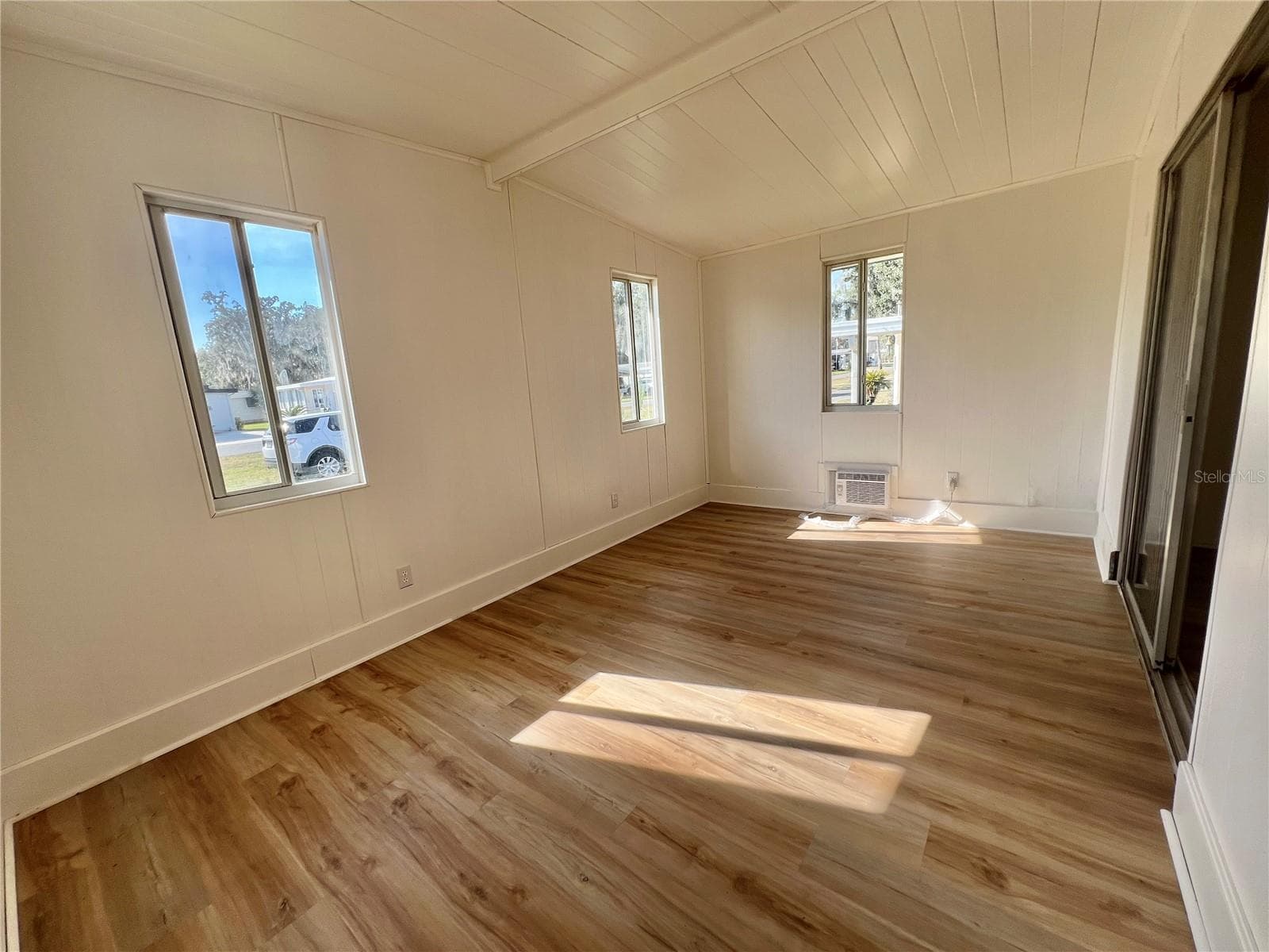Mobile Home at 222 HAWTHORNE BLVD, LEESBURG, photo 4 of 58