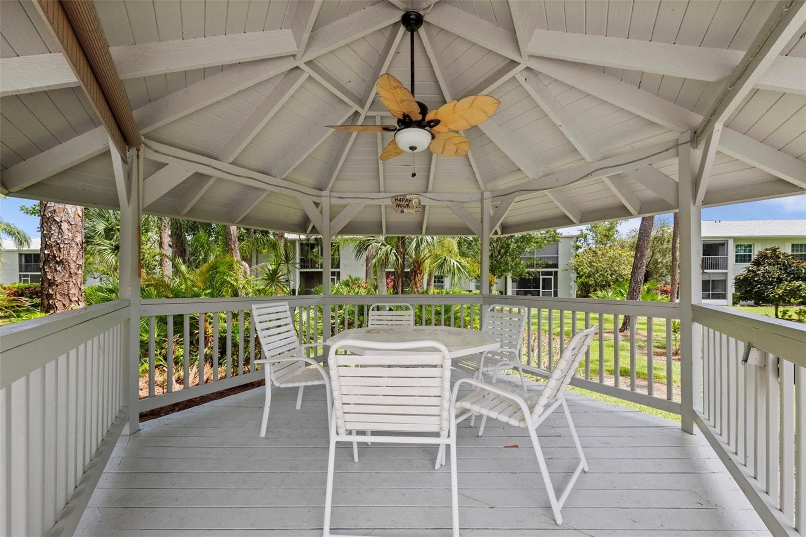 Gazebo - 7104 NANTUCKET CIR #3, NORTH FORT MYERS