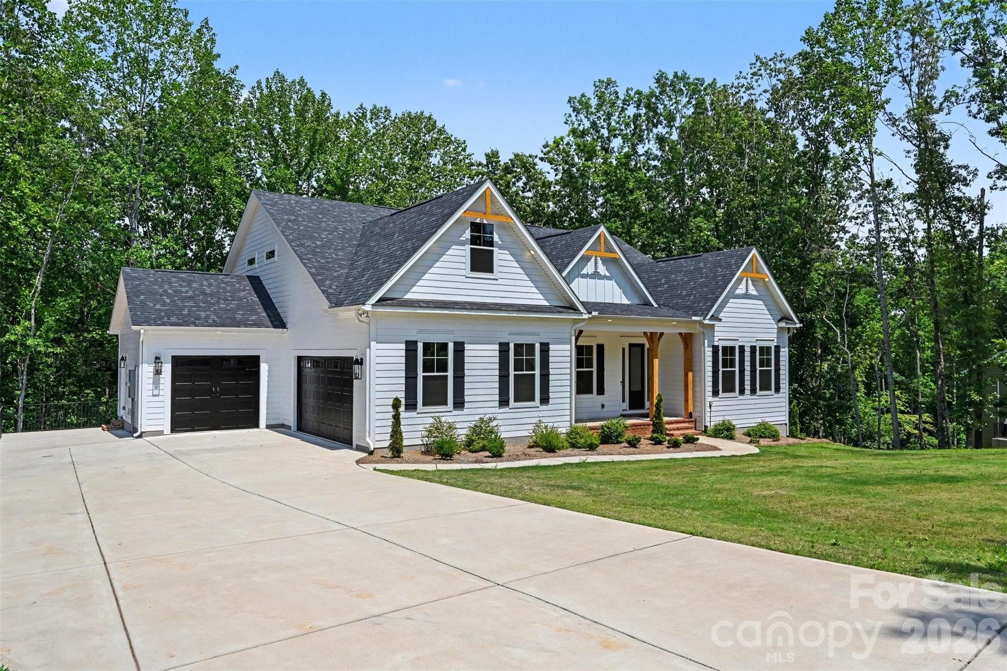 Single Family Residence at 131 High Lake Drive, Statesville, photo 2 of 48