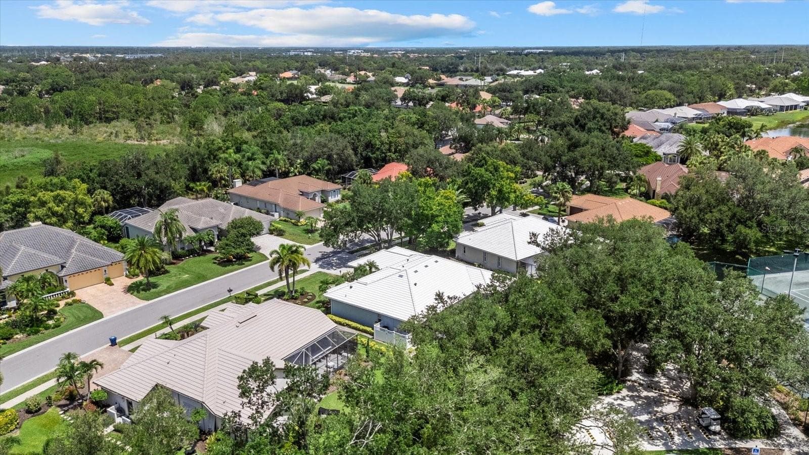 Single Family Residence at 288 VENICE GOLF CLUB DR, VENICE, photo 3 of 41