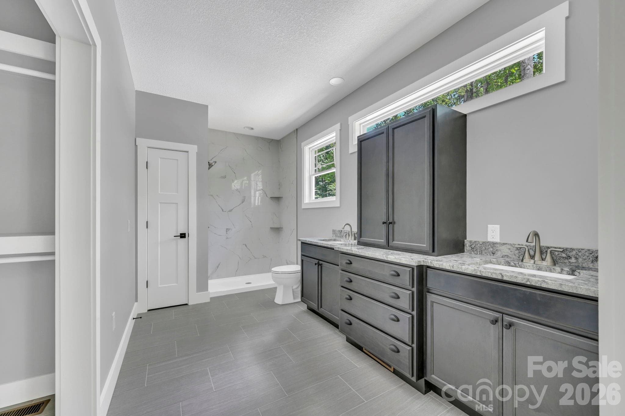 Primary Bath - 63 Abbey Lane, Hendersonville